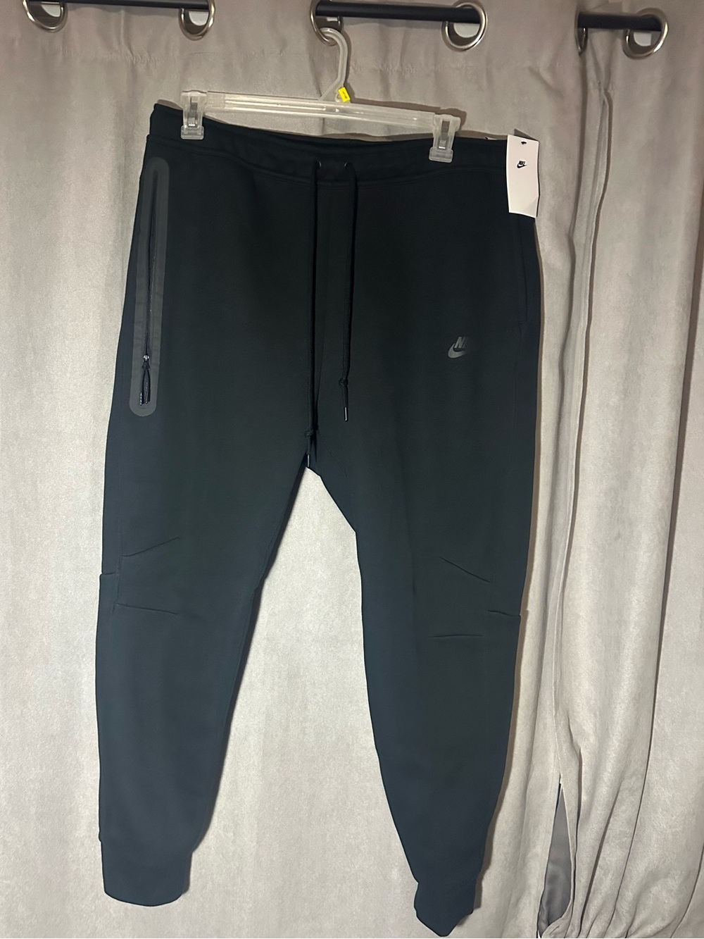 Rare New Nike Tech Fleece Joggers Black Men’s XXL
